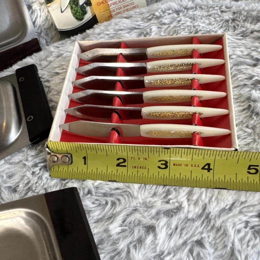 Vintage Stainless Steel & Wood MCM Single Server Snack/Appetizer‎ w/ Spreaders - Picture 5 of 9